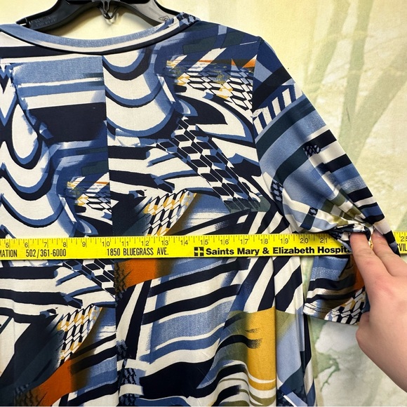 Long sleeves Tan Asymmetrical print Dress/Top Carole Christian Los Angeles small - Picture 9 of 10